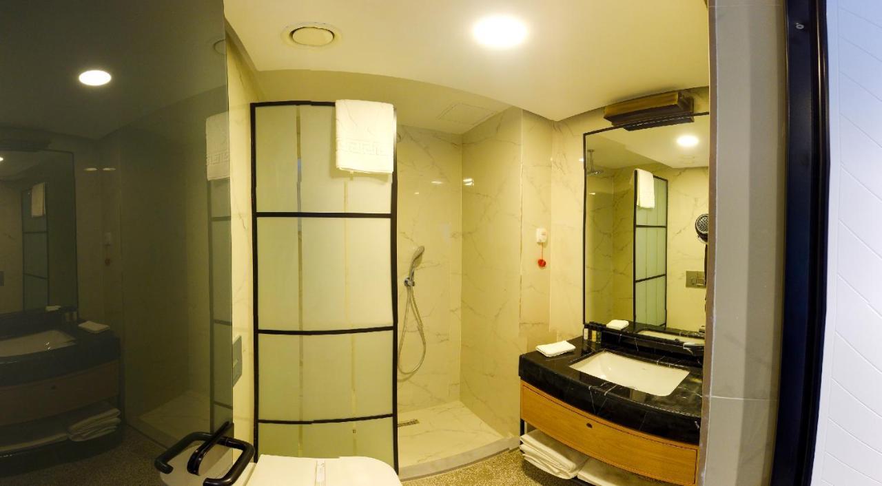 Maroon Tomtom Hotel Istanbul Bagian luar foto